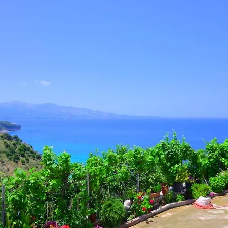 Dori Villa Sarande