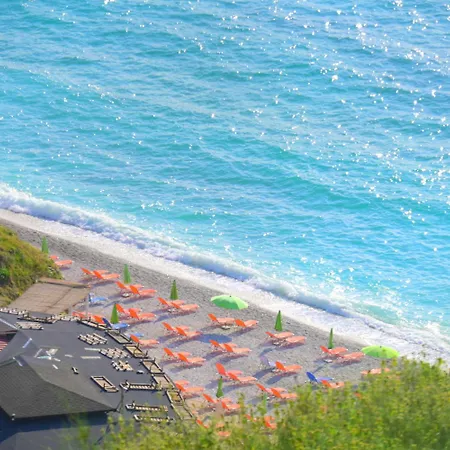 Dori Villa Sarandë
